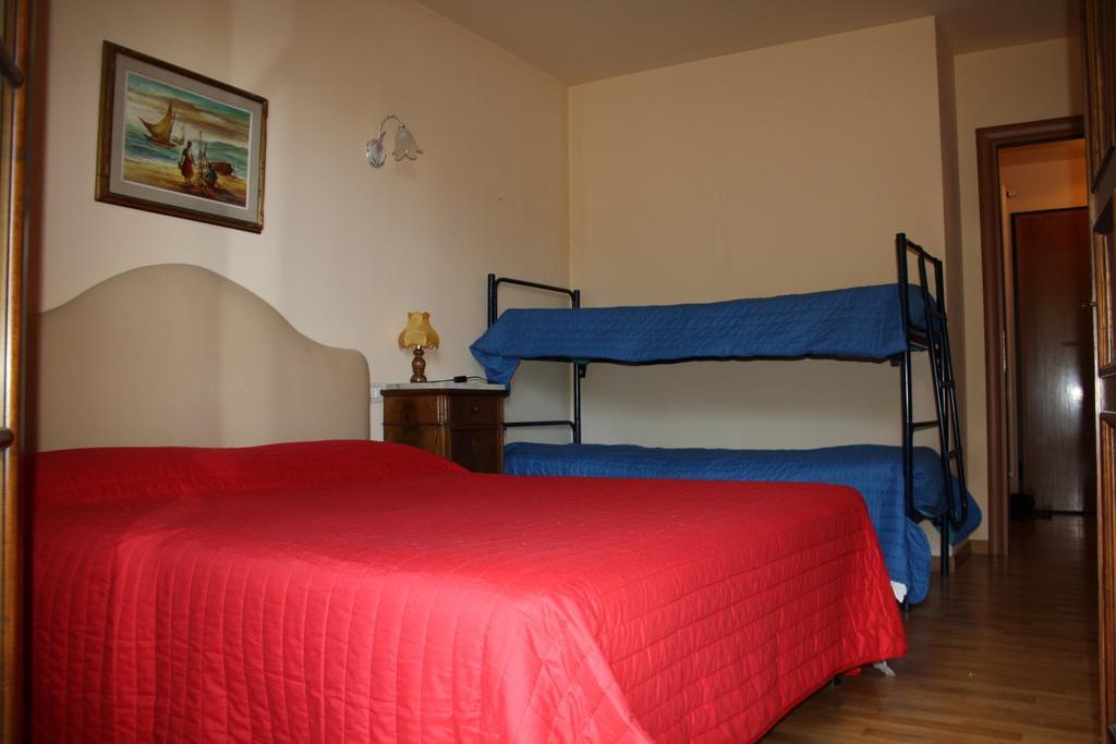 Il Cervo Bianco Aparthotel Abetone Habitación foto