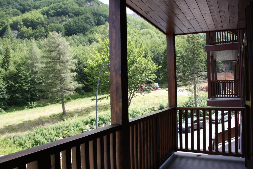 Il Cervo Bianco Aparthotel Abetone Habitación foto